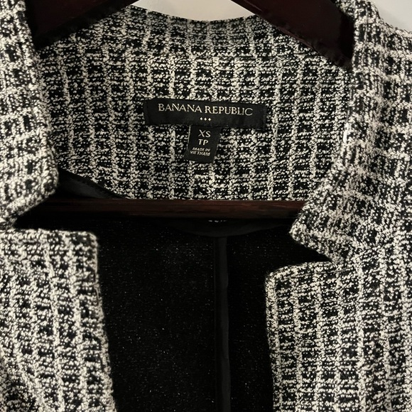 Banana Republic Blazer - Picture 2 of 3
